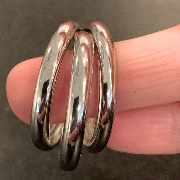 Hollow Triple Hoop Silver Tone Earrings Tri Hoop Earrings - Picture 6 of 6